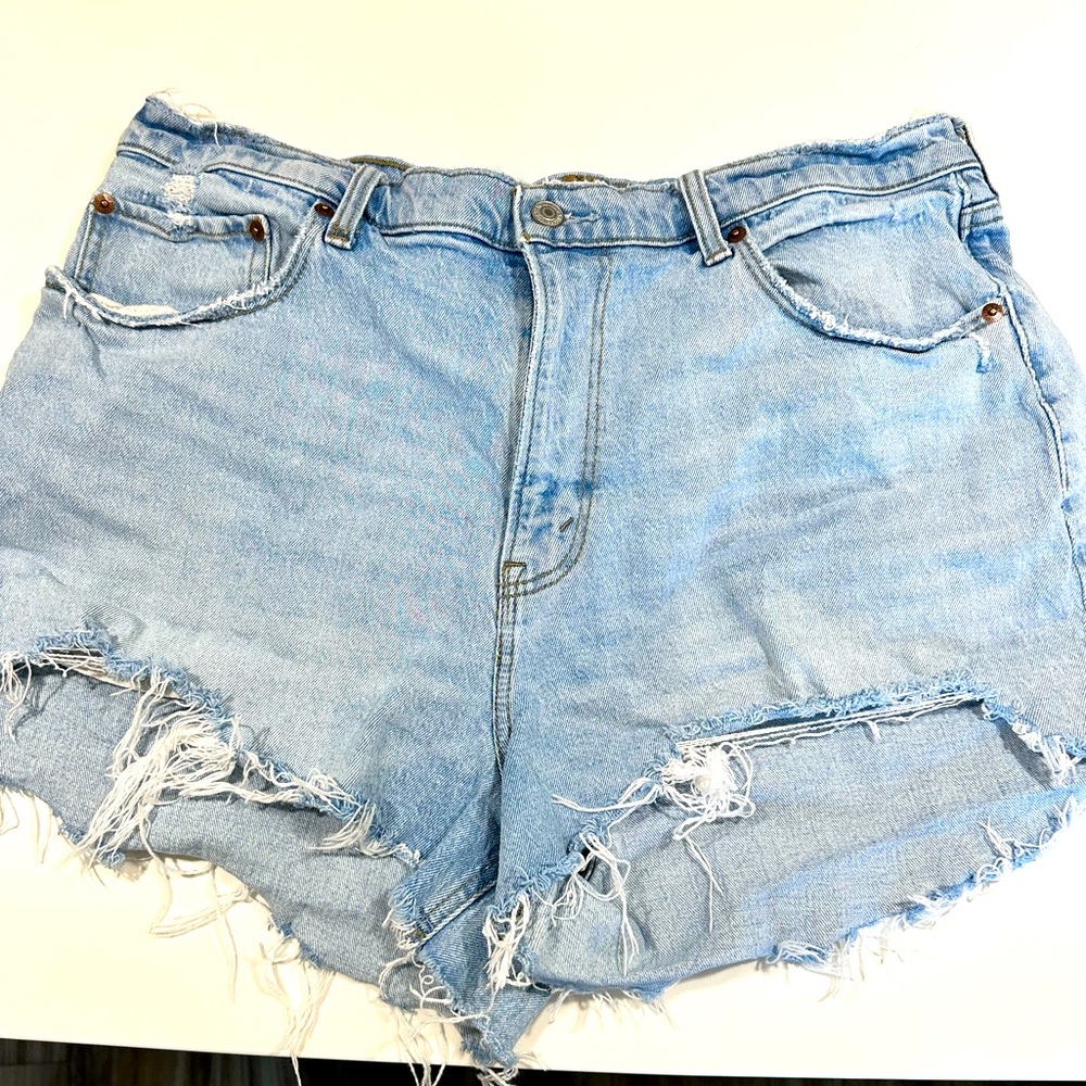 Abercrombie Curve Love Shorts